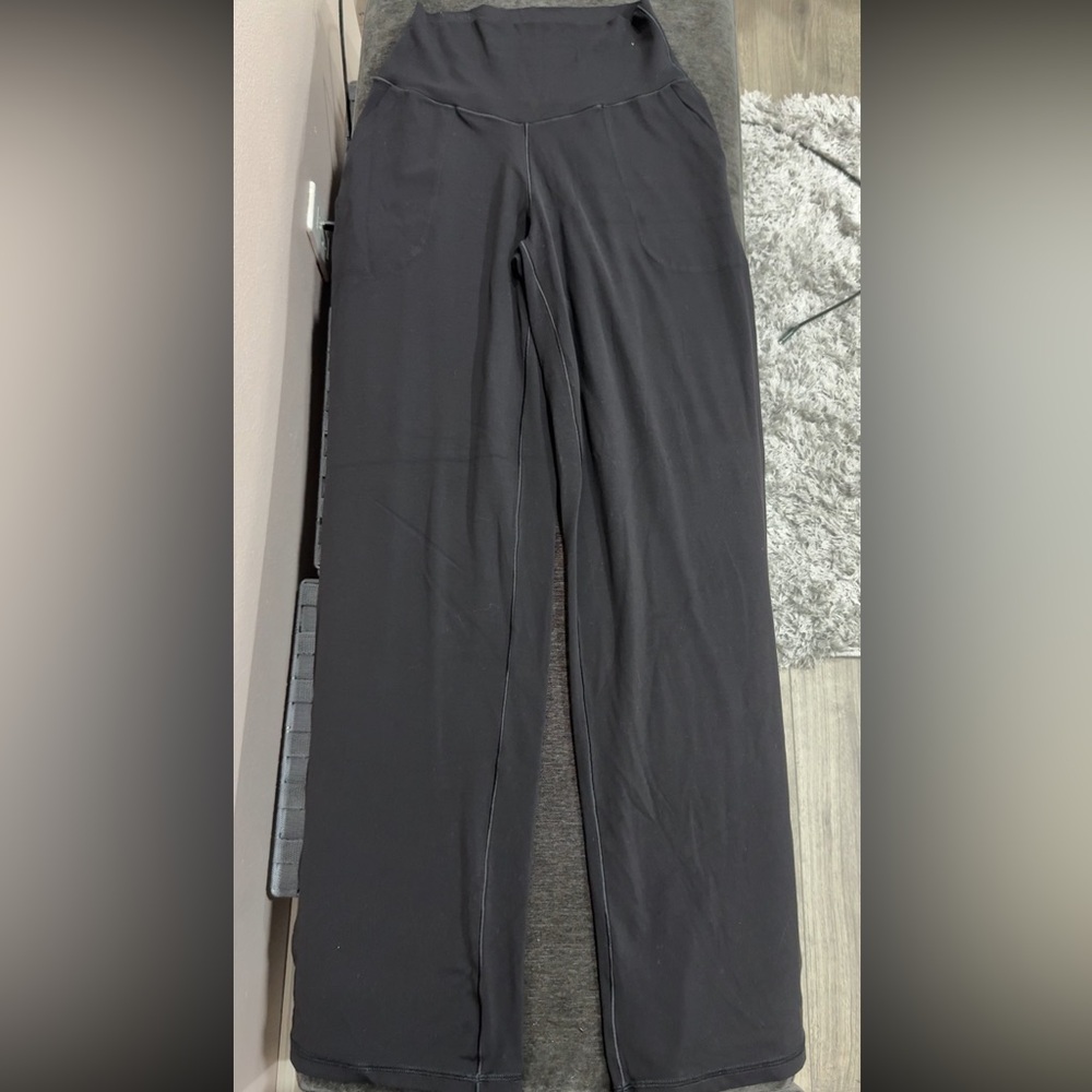 Aeire Black Pants